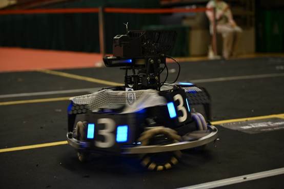 路上的车子 AI 生成的内容可能不正确。