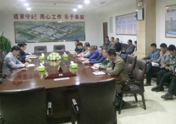 永胜煤矿召开十九大期间安全工作再部署紧急会议 (1).jpg