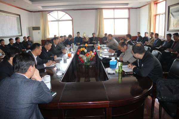 鲁西监察分局孟令启一行来崔庄煤矿检查安全生产工作1 (1).JPG