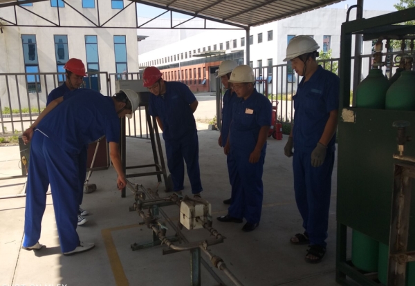 微山湖电子公司强化安全管理推动工作开展 (1).jpg